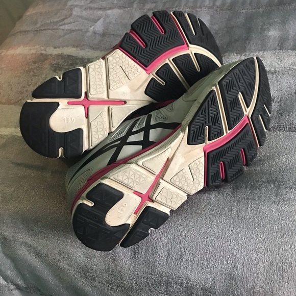 ASICS Training Shoes - Picture 4 of 4